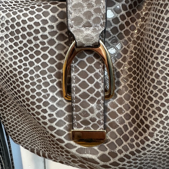 G.I.L.I. Got it Love It Python Leather Slouchy Hobo Style Bag - Picture 3 of 8